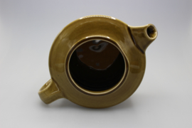 TEAPOT WITH INFUSER