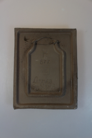 PLAQUE NO. 877 - "LINNEA" (TWINFLOWER)