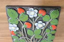 "JORDGUBBE" (STRAWBERRY) PLAQUE