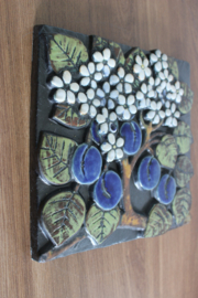 "PLOMMON" (PLUM) PLAQUE- A