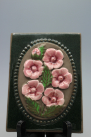 PLAQUE NO. 841 - "PINK FLOWERS" (C)
