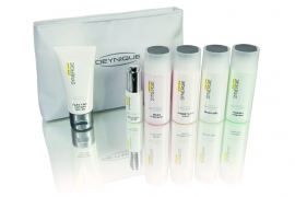 Deynique  travelset complete reisset incl. getinte dagcreme met  SPF30