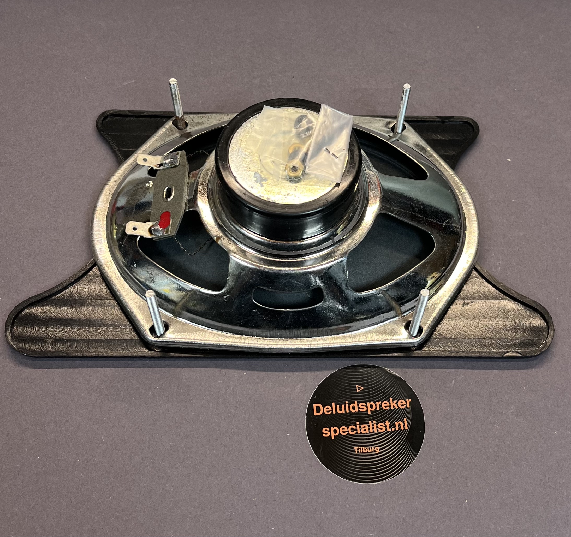 Alfa Romeo 2000 Berlina luidspreker in dachbord - 83.64