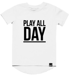 Long t-shirt wit play all day
