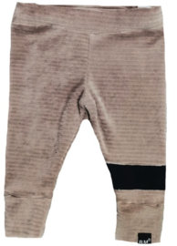 Rib taupe met zwart streep been broek