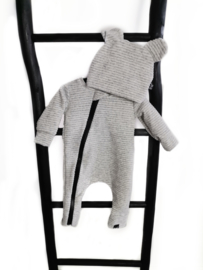 Licht grijs rib onesie