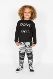 Don't hate shirt with camo grey leather pants