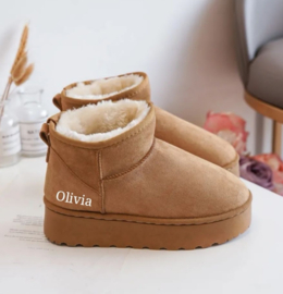 Fashion warm boots Camel (met naam wit)