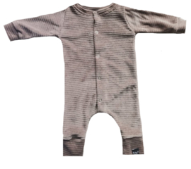 Rib taupe onesie (drukkers)