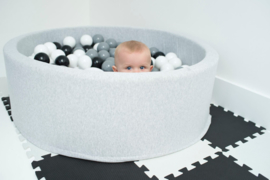 Ballpit with 200 balls light grey (white,grey,black)