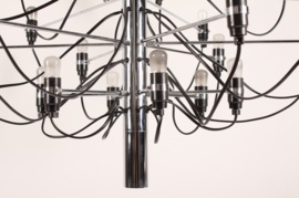 Large Gino Sarfatti 30 Armed Chrome Chandelier Model 2097 Made by Flos, 1980s