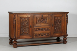 Historicism Sideboard Credenza Hand Carved Oak with Beautiful Details Danish Cabinetmaker, 1940s