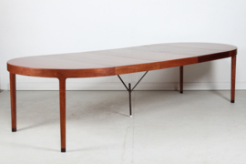 Ole Wanscher Large Round Dining Table of Mahogany Made by A. J. Iversen Denmark. Mid-century Scandinavian Modern.
