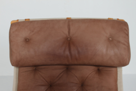 SOLD - Bruno Mathsson Pernilla Lounge Chair incl. Stool of Chocolate Coloured Leather for Dux 1970s. Scandinavian Modern.