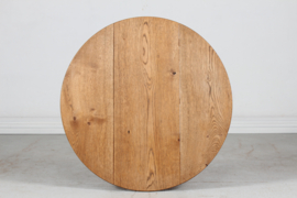 Danish Brutalist Style Small Drop-Leaf Coffee Table Made of Solid Oak, 1940's. In the style of Henning Kjærnulf/ Axel Einar Hjorth