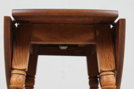 Danish Brutalist Style Small Drop-Leaf Coffee Table Made of Solid Oak, 1940's. In the style of Henning Kjærnulf/ Axel Einar Hjorth
