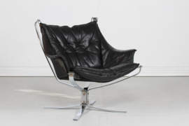 Sigurd Ressell Falcon Lounge Chair with Black Leather and Chrome Base 1970s