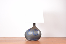 Large Michael Bang for Holmegaard Lamp Art "Asymmetrisk" Midnight Blue Sculptural Glass Table Lamp. Danish Modern Lighting 1970s