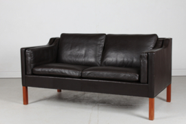 Børge Mogensen Sofa no. 2212 Dark Mocha Leather by Fredericia Stolefabrik, 1970s. Danish Mid-century Design Classic.