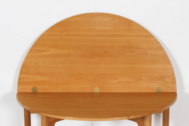 Hans J. Wegner Card Table of Cherry Wood, Made by Fritz Hansen A/S, Denmark 1968 Mid-century Modern Furniture
