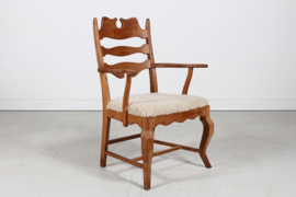 Danish Henning Kjærnulf Razor Blade Armchair for EG Furniture. Made of Solid Oak with New Sheep Skin. Mid-century Danish Modern.