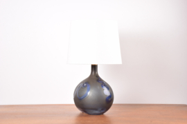 Large Michael Bang for Holmegaard Lamp Art "Asymmetrisk" Midnight Blue Sculptural Glass Table Lamp. Danish Modern Lighting 1970s