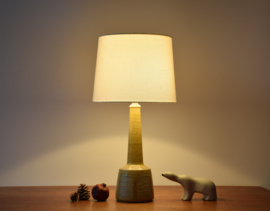 Tall! Danish Palshus / Le Klint Table Lamp Yellow with Shade, Design Esben Klint, Model 337, Modern Ceramic 1960s