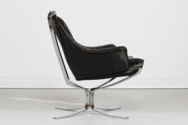 Sigurd Ressell Falcon Lounge Chair with Black Leather and Chrome Base 1970s