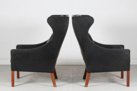 Børge Mogensen Pair of Chairs Model no. 2204 with Black Leather by Fredericia Stolefabrik. Danish Modern Design Classic.