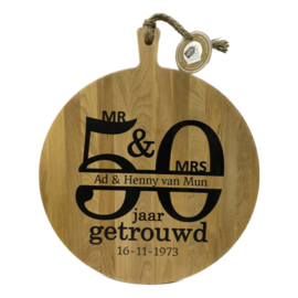 Serveerplank rond / 50 jaar getrouwd / 40 cm