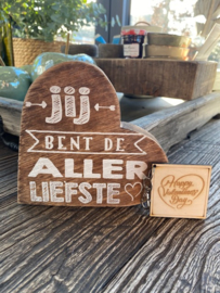 Cadeaupakket teksthart natural allerliefste + houten sleutelhanger Happy Valentinesday