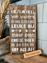 Cadeau pakket Tekstbord vaders + flessenopener Nog eentje dan