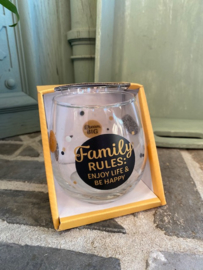 Wijn-waterglas met tekst  FAMILY RULERS ENJOY LIFE & BE HAPPY