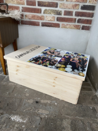 Houten kist met je eigen foto op de deksel