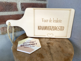 cadeaupakket Serveerplankje 34,5 cm kraamverzorgster + onderzetter keramiek Bedankt