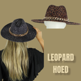 Leopard hoed