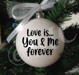 Kerstbal Love is....