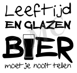 Wijnfles etiket: Leeftijd en glazen wijn (bier)