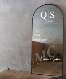 spiegelsticker: Initialen You look incredible