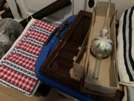 Zilverkleurige piek  met groen