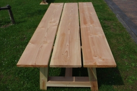 stevige douglas tuintafel model ''robuuste tafel''