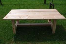 stevige douglas tuintafel model ''robuuste tafel''