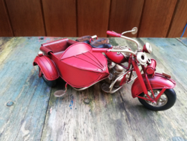 Motorfiets met zijspan rood
