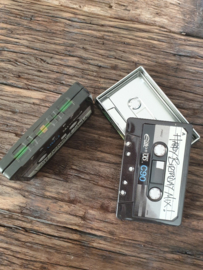 Cassette blikjes met zwart