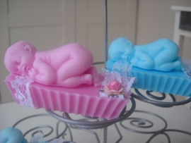 Gekleurde baby op cupcake