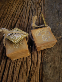 Savon d’Alep olijf & laurier met touwtje 100 gram