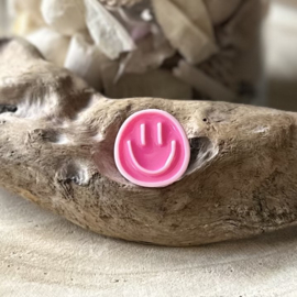 Pin | Smiley