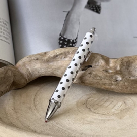 Pen | Polka pop Black&White