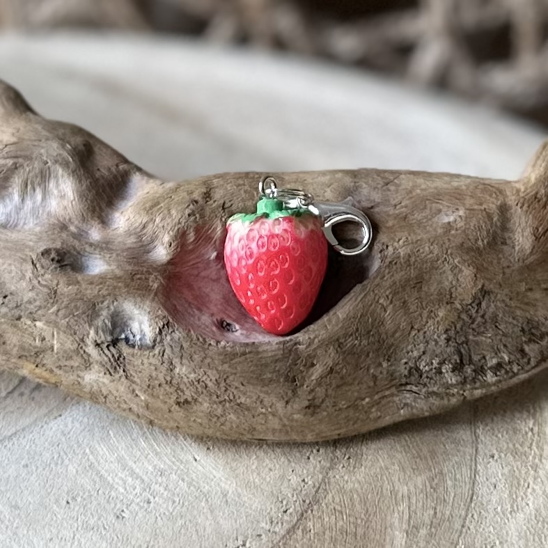 Hanger | Fruit