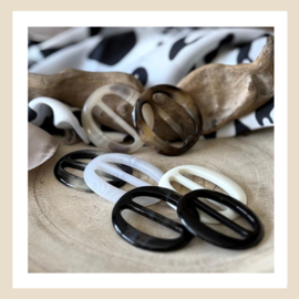 Sjaalgesp | Scarf twist